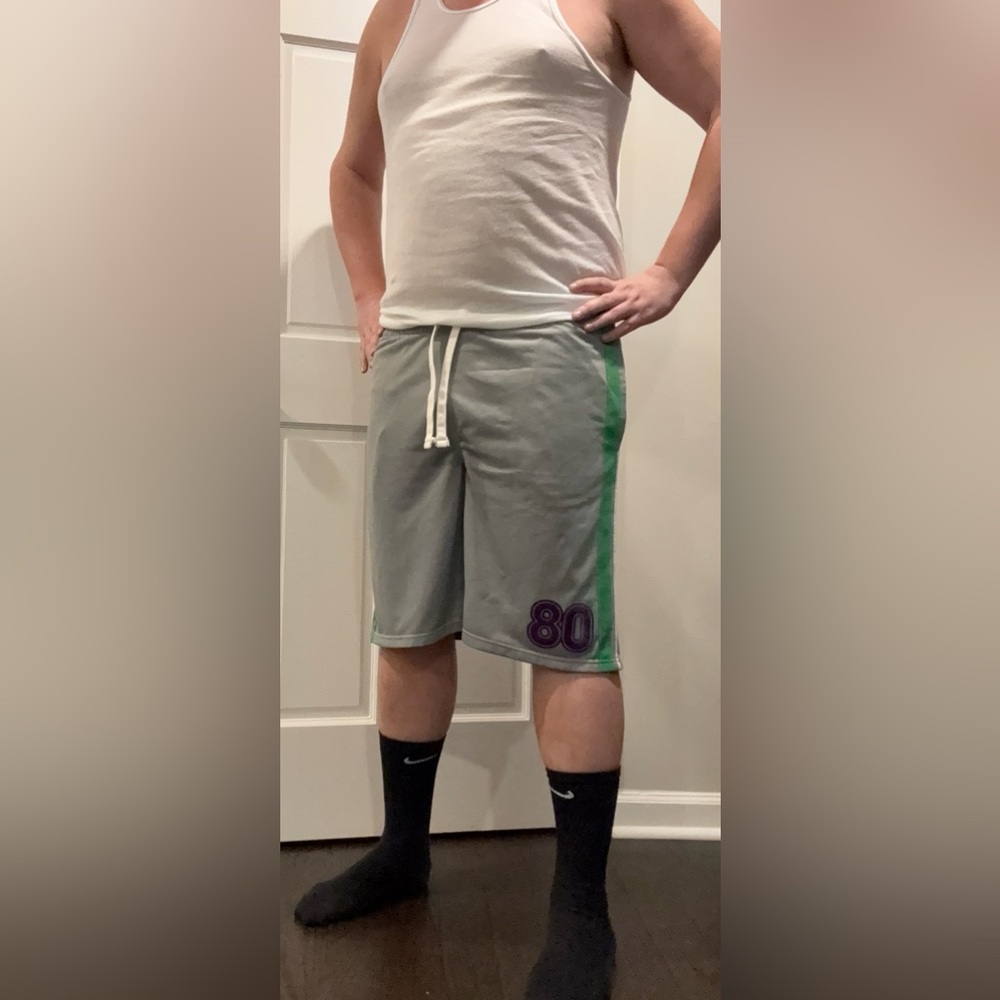 Rare Hollister Athletics Mens Large Gym Athletic Shorts Used in great condition - Picture 5 of 5